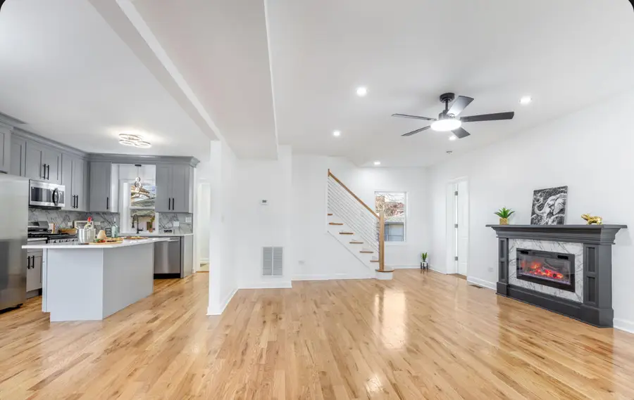 419 Cleveland Street, Gary, IN 46404 - Image #3