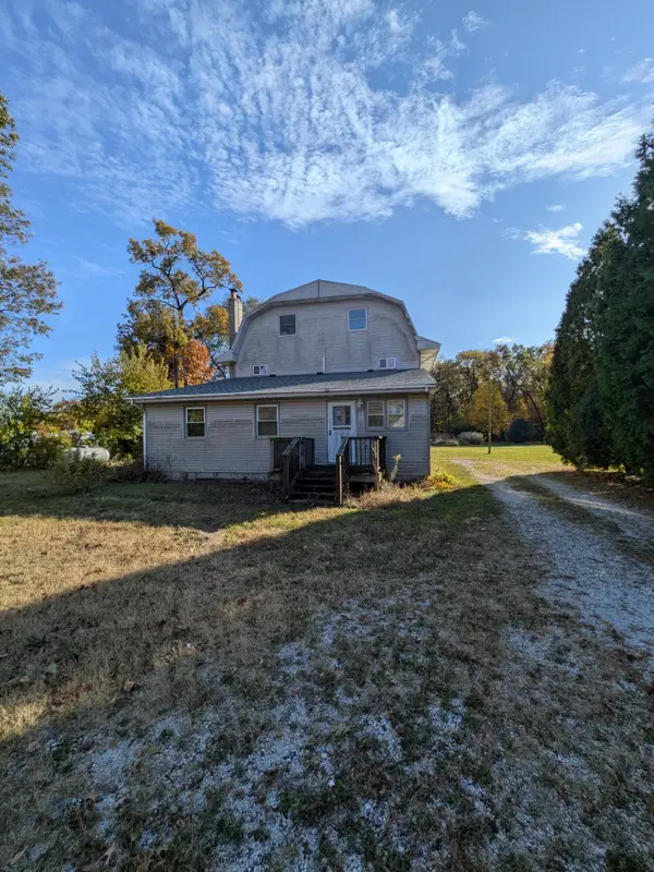 6472 W Us Highway 30, Wanatah, IN 46390