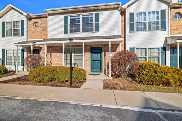 1838 Golden Oak Court, Crown Point, IN 46307