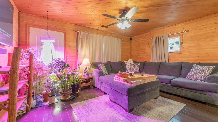 3161 Pulaski Street, Hobart, IN 46342 - Image #2