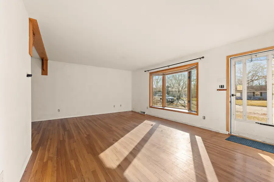 106 Lake Hills Road, Michigan City, IN 46360 - Image #3