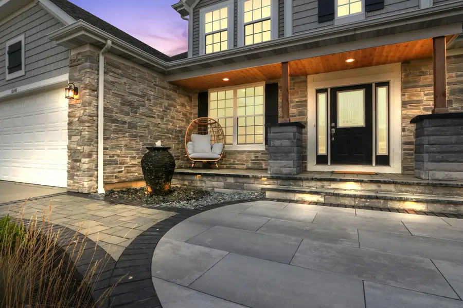 10148 Sentry Drive, Saint John, IN 46373 - Image #2