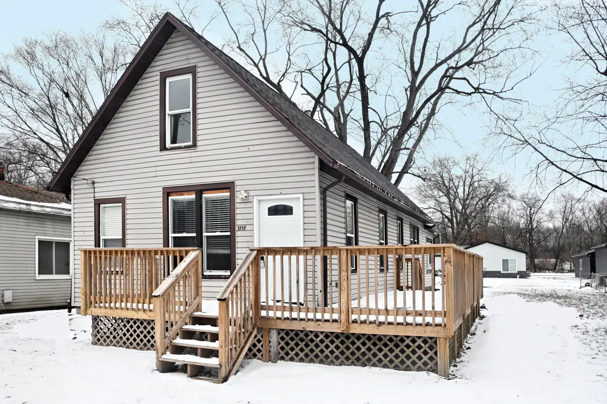 1717 Crocker Street, Chesterton, IN 46304 - Image #1