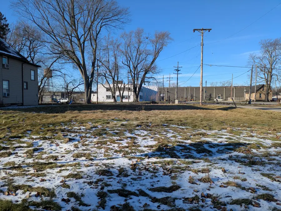 117 Oberreich Street, La Porte, IN 46350 - Image #2