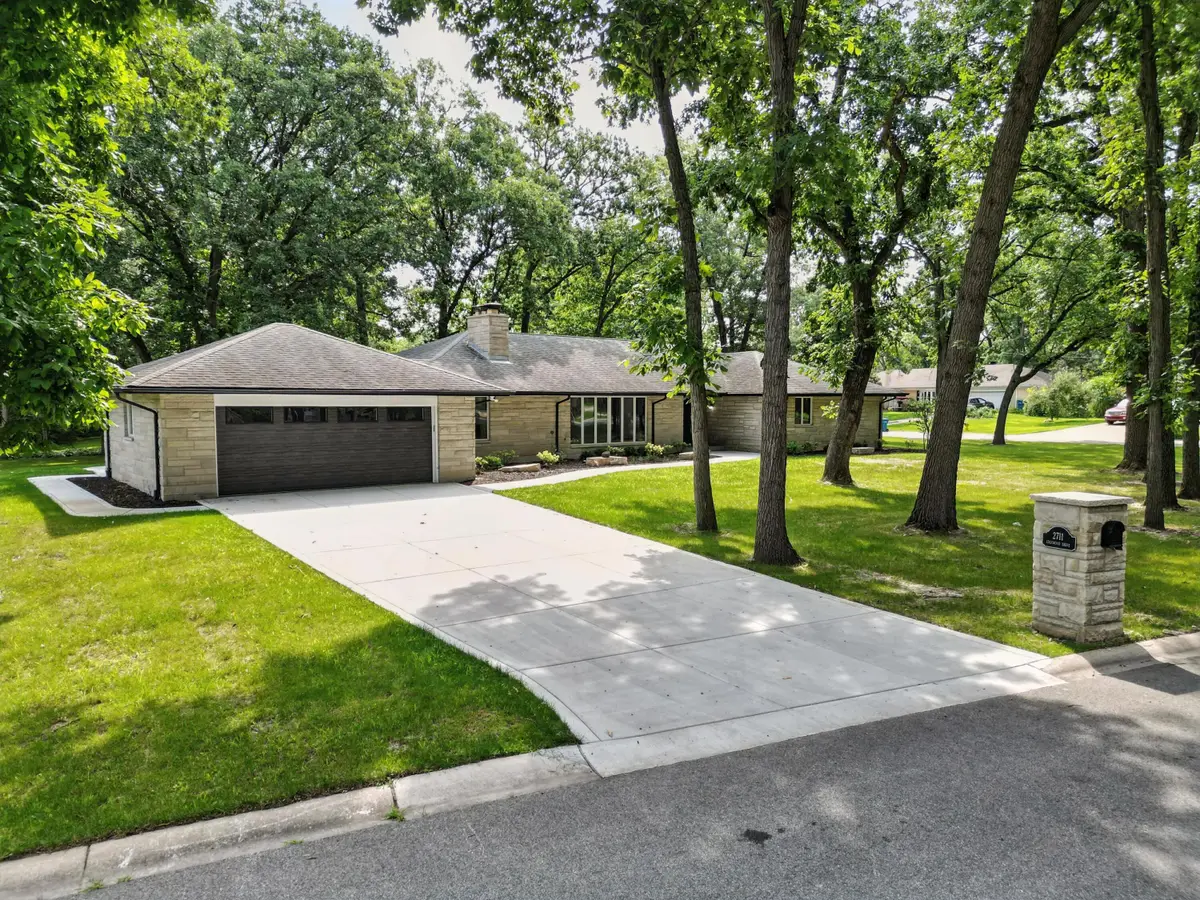 2711 Edgewood Drive, Dyer, IN 46311 - #1