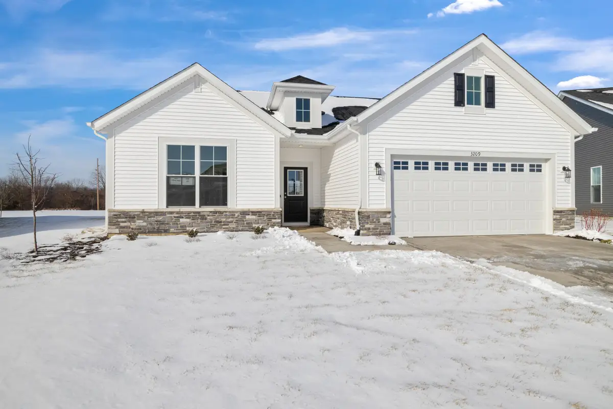 3209 Hilltop Road, Valparaiso, IN 46385 - Image #1