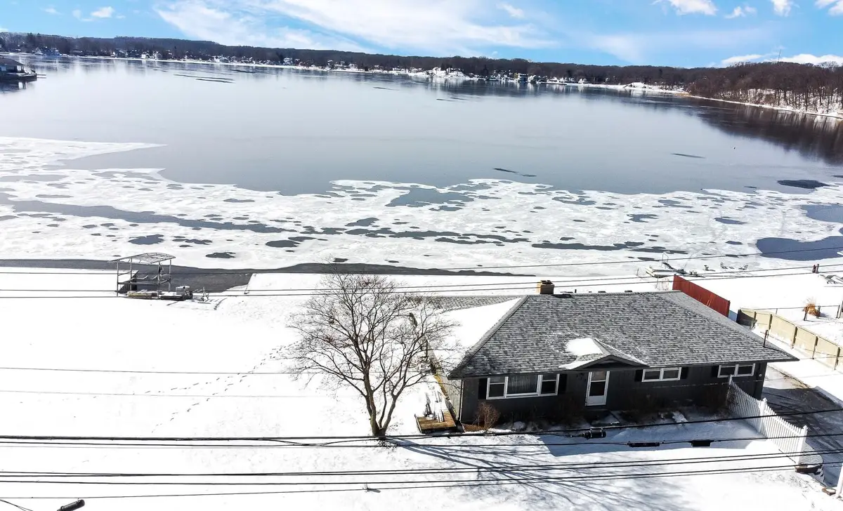 238 W Johnson Road, La Porte, IN 46350 - #1