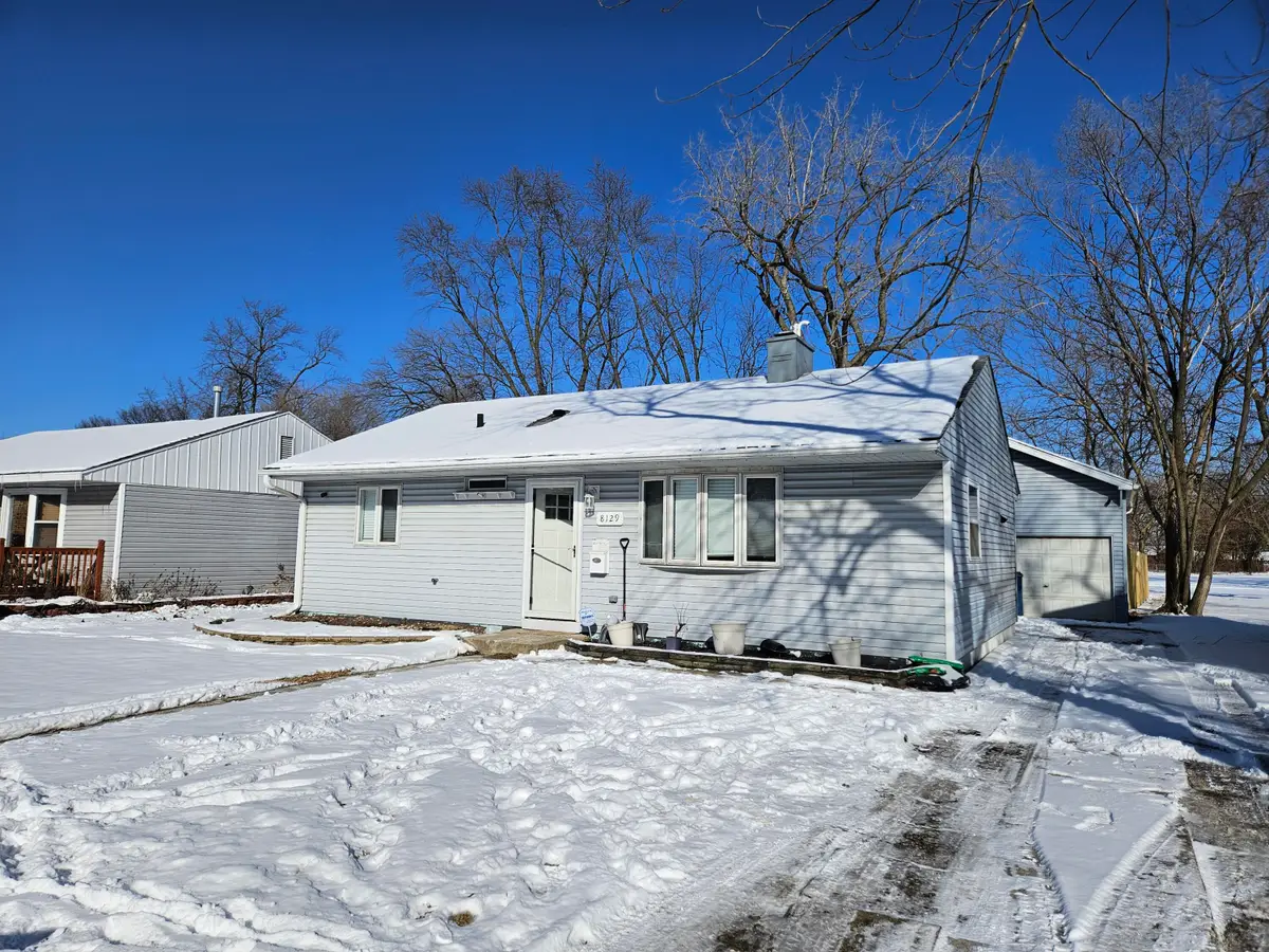 8129 Wicker Park Drive, Highland, IN 46322 - Image #1