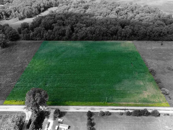 400 N Us Highway 421, Medaryville, IN 47957