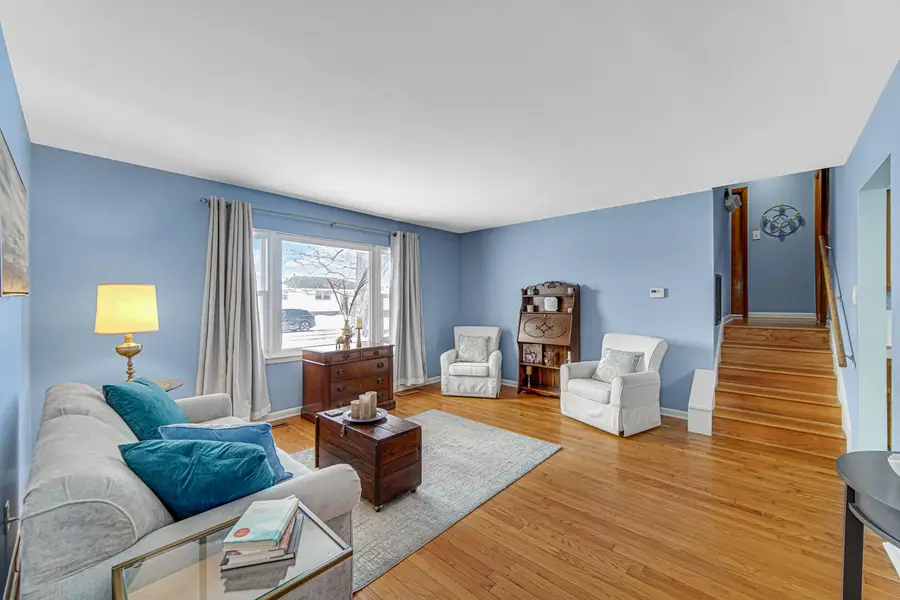 8031 North Drive, Highland, IN 46322 - #3