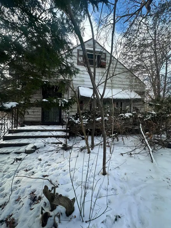 2001 Hovey Place, Gary, IN 46406