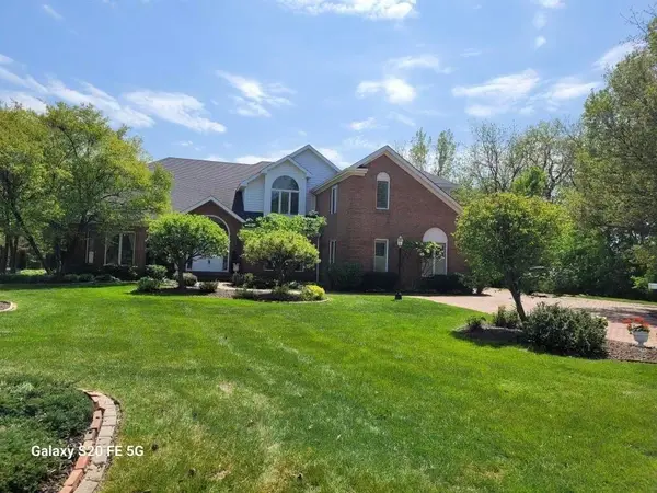 955 Killarney Drive, Dyer, IN 46311