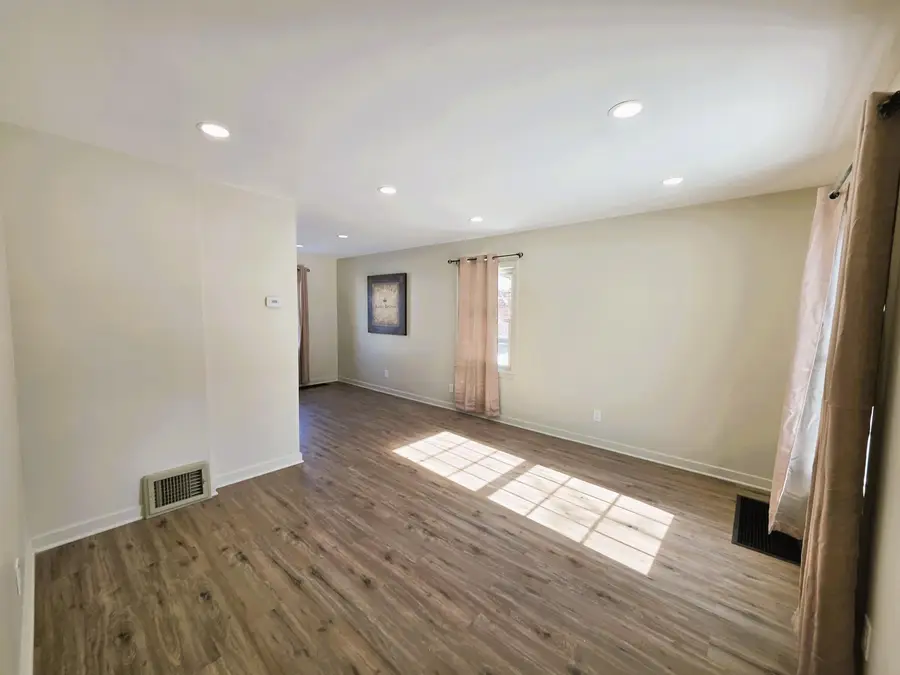 301 Belden Place, Munster, IN 46321 - Image #3