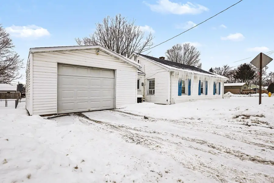 408 E 14th Street, La Porte, IN 46350 - #2