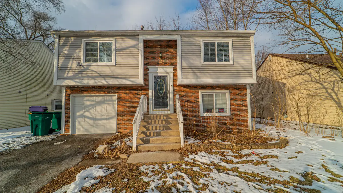 1058 W 61st Avenue, Merrillville, IN 46410 - #1