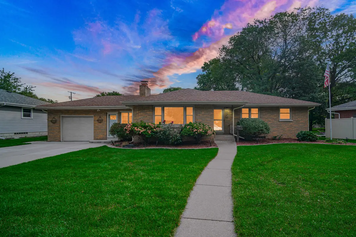 8939 Parrish Avenue, Highland, IN 46322 - Image #1