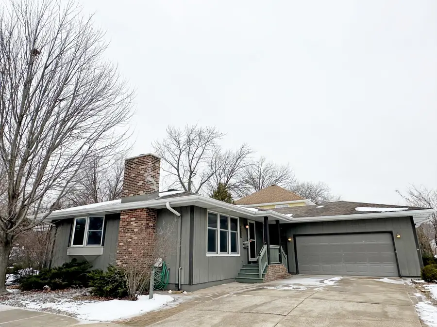 8440 Van Buren Court, Munster, IN 46321 - Image #2