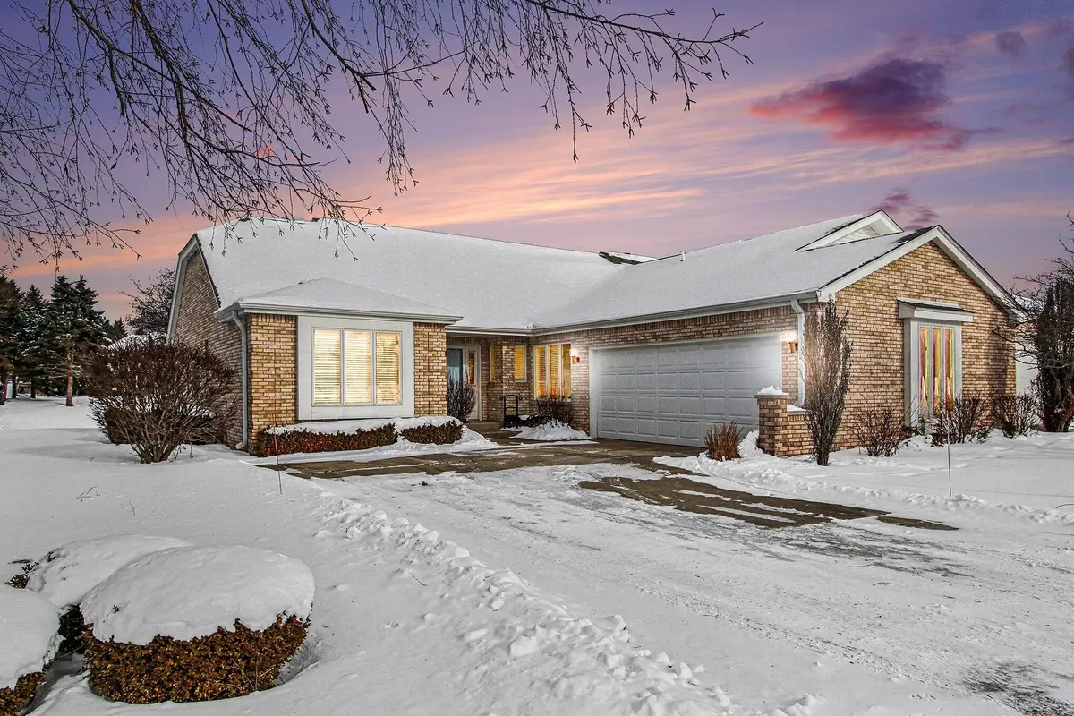 3502 Bob White Circle, Valparaiso, IN 46383 - Image #1