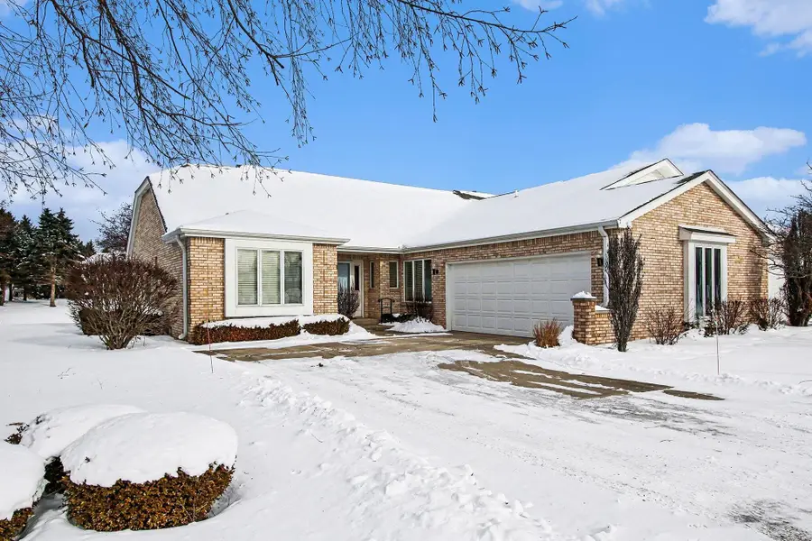 3502 Bob White Circle, Valparaiso, IN 46383 - Image #2