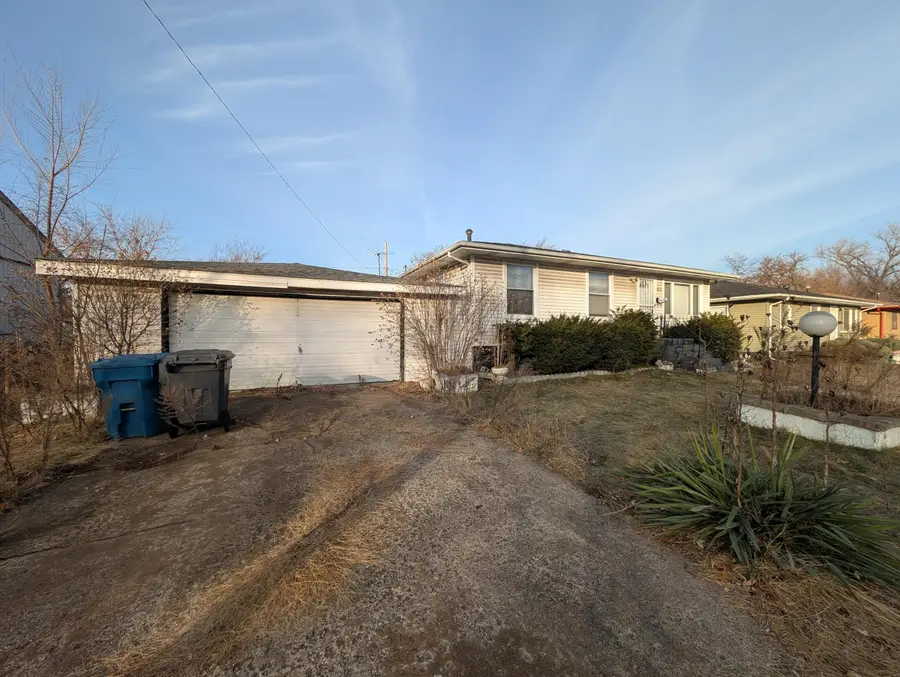 1024 Ralston, Gary, IN 46406 - #2