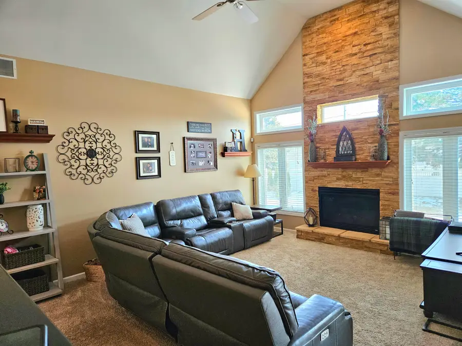 12617 Pennsylvania Place, Crown Point, IN 46307 - #3