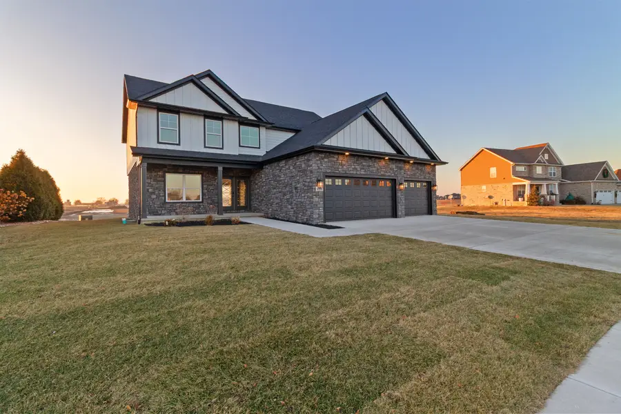 8384 Willowhaven Drive, Saint John, IN 46373 - #2