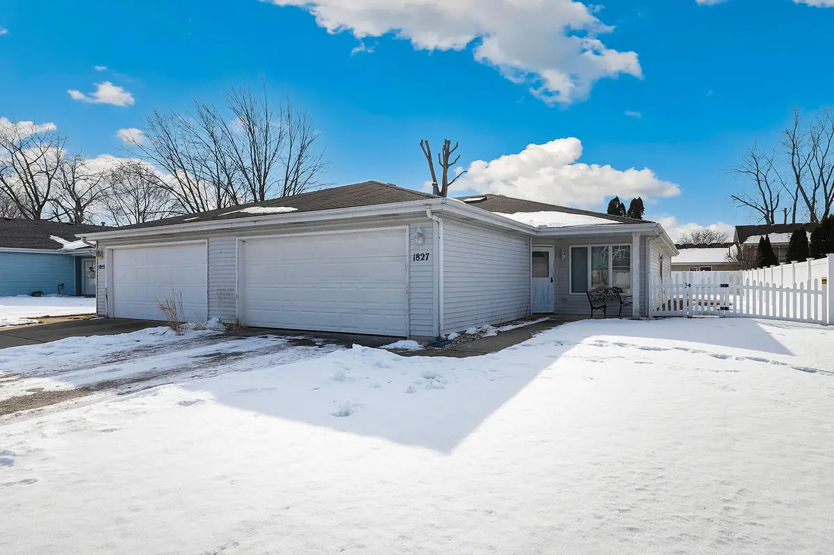 1827 W Ash Street, Griffith, IN 46319 - #1