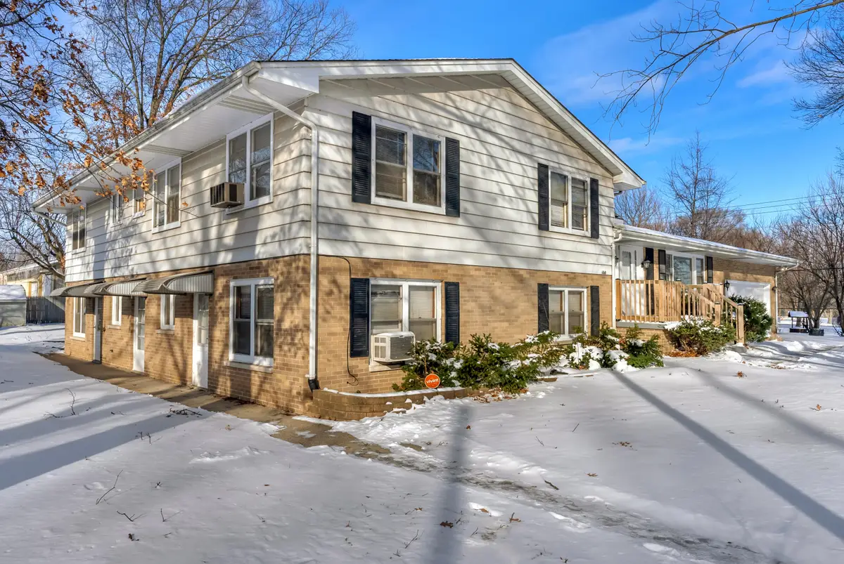 6860 Delaware Street, Merrillville, IN 46410 - #1