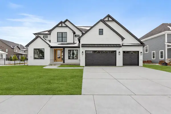 9720 Dunegrass Way, St. John, IN 46373