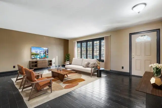 9210 Woodward Avenue, Highland, IN 46322 - #3