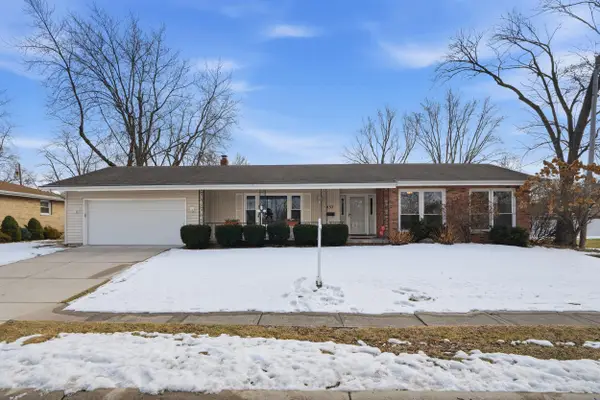 437 Fairview Avenue, Crown Point, IN 46307