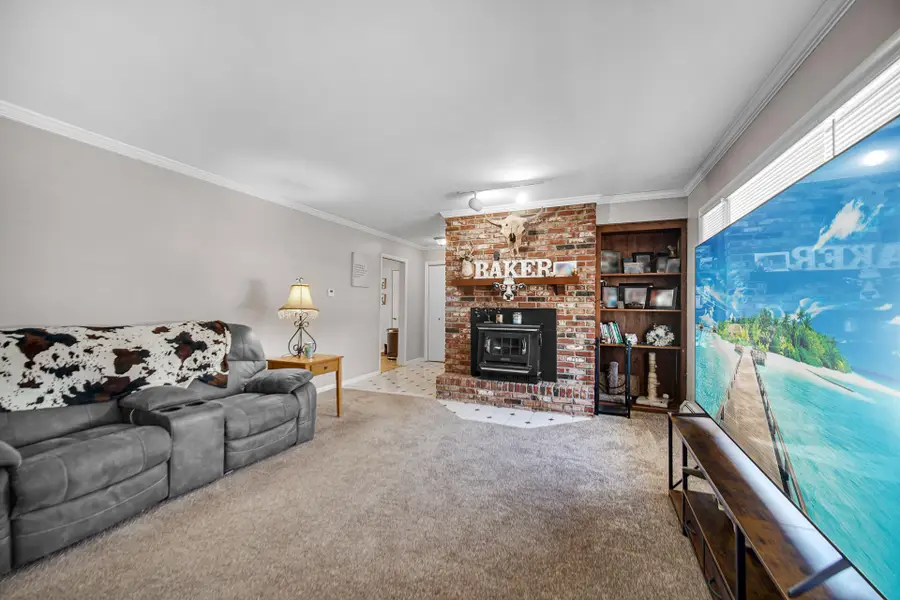 612 Almond Street Nw, Demotte, IN 46310 - #3