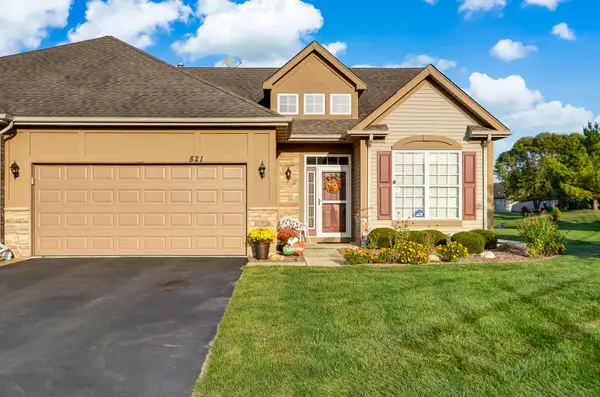 821 Grand Haven Way, Schererville, IN 46375