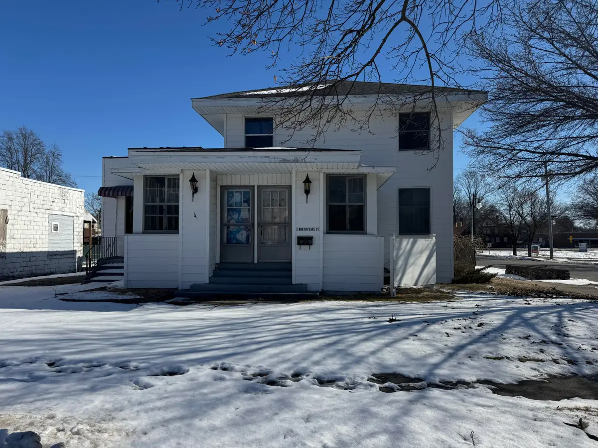 2 N Pearl Street, Knox, IN 46534 - #1