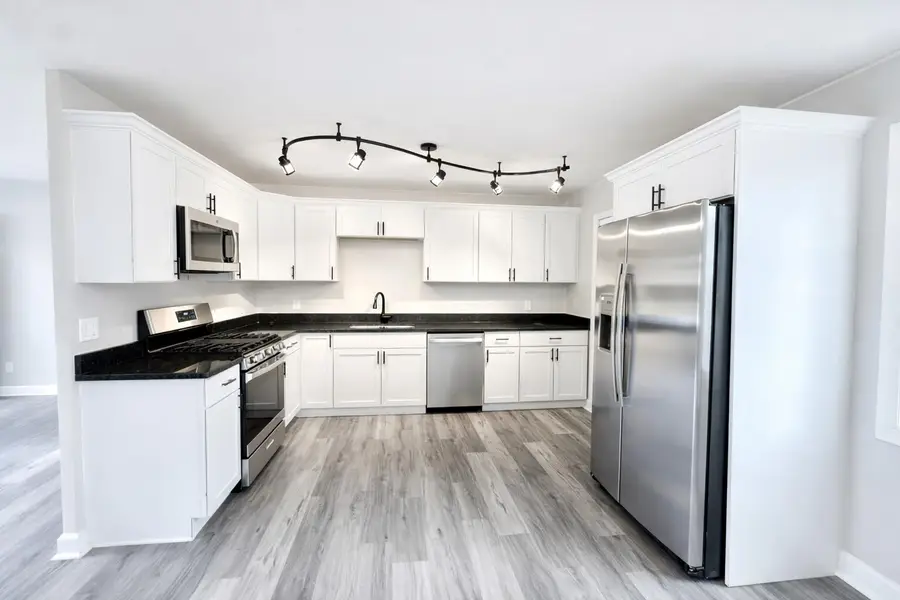 6651 Rhode Island Avenue, Hammond, IN 46323 - #2