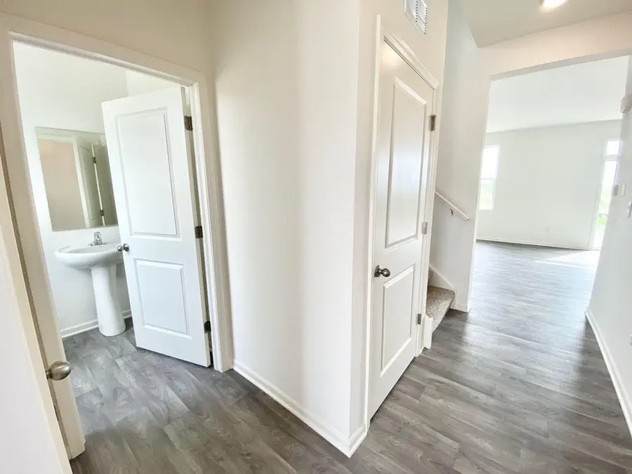 187 Cressmoor Boulevard, Hobart, IN 46342 - #3