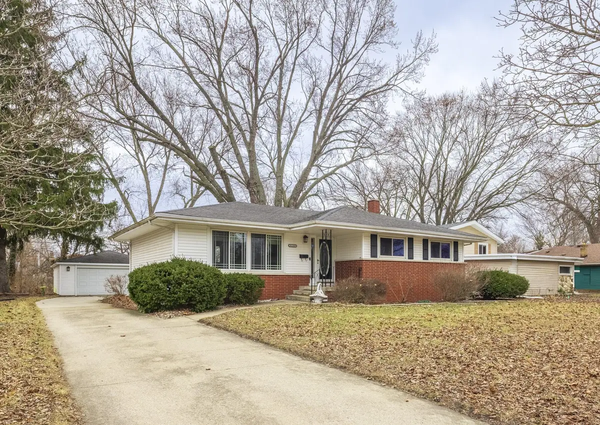 9133 Foliage Lane, Munster, IN 46321 - #1