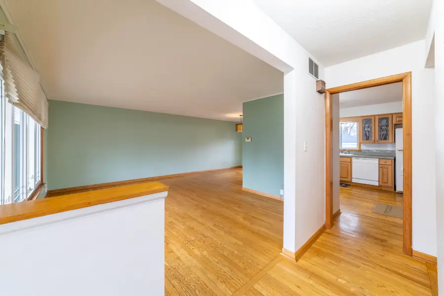 9133 Foliage Lane, Munster, IN 46321 - #3