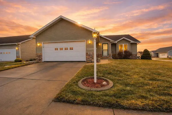 211 Whispering Boulevard, La Porte, IN 46350