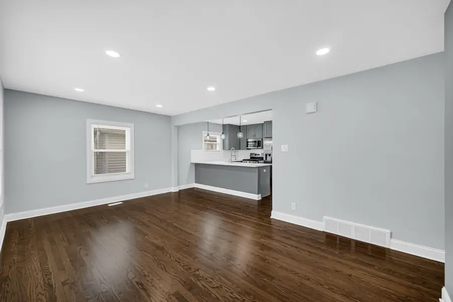 6833 Baring Avenue, Hammond, IN 46324 - #2