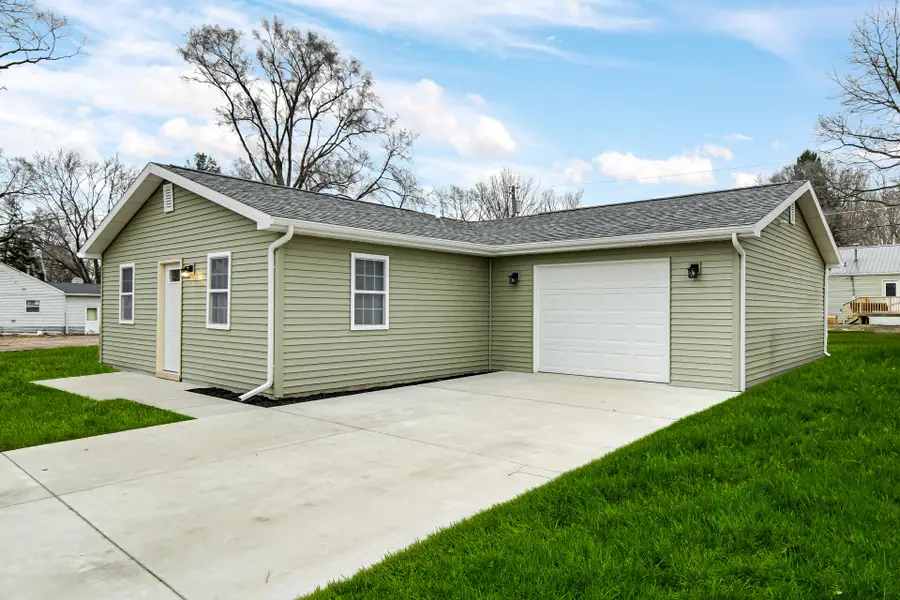 285 S Ivanhoe Road, Kingsford Heights, IN 46346 - #3