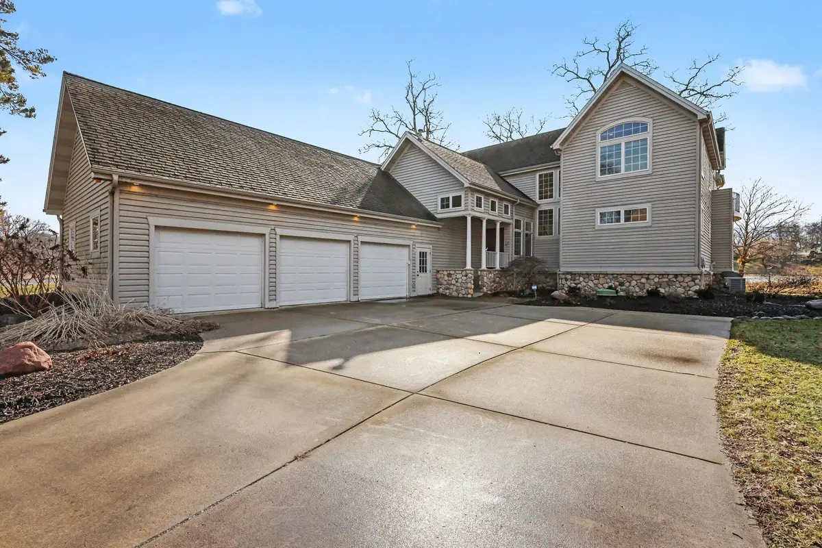 74 E 600 N, Valparaiso, IN 46383 - #1