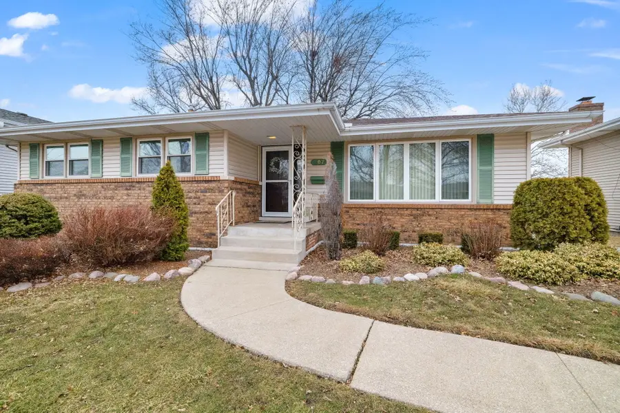 507 Hickory Lane, Munster, IN 46321 - #2