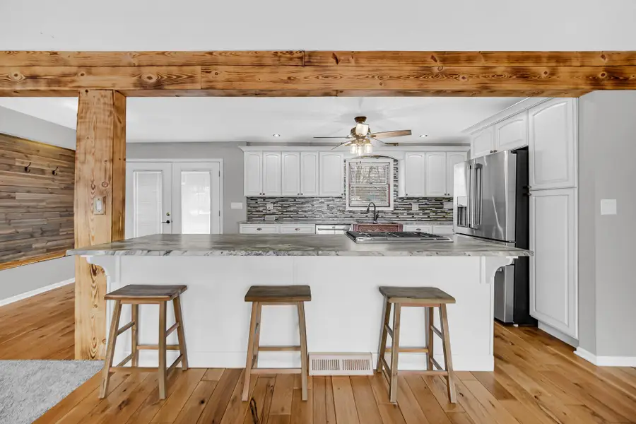 305 E Jackson Street, Chesterton, IN 46304 - #2