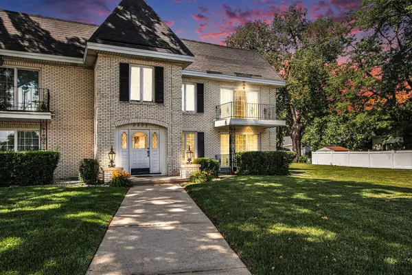 2305 Martha Street #D2, Highland, IN 46322