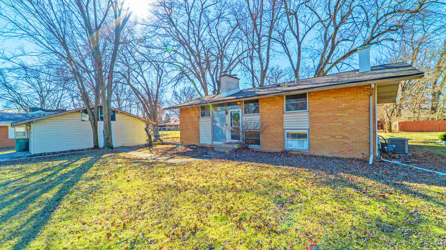 6318 Garfield Street, Merrillville, IN 46410 - #2