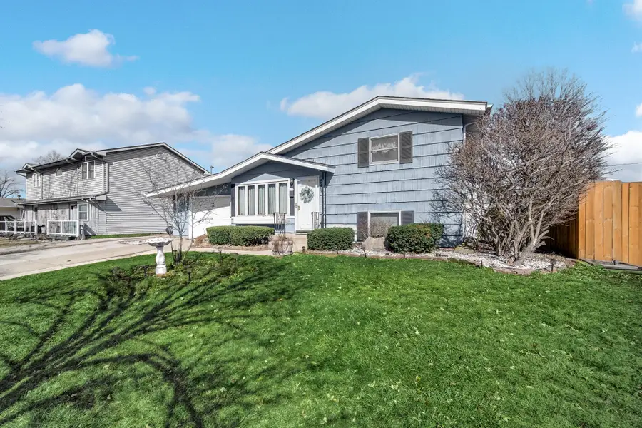 9503 Forrest Drive, Highland, IN 46322 - #2