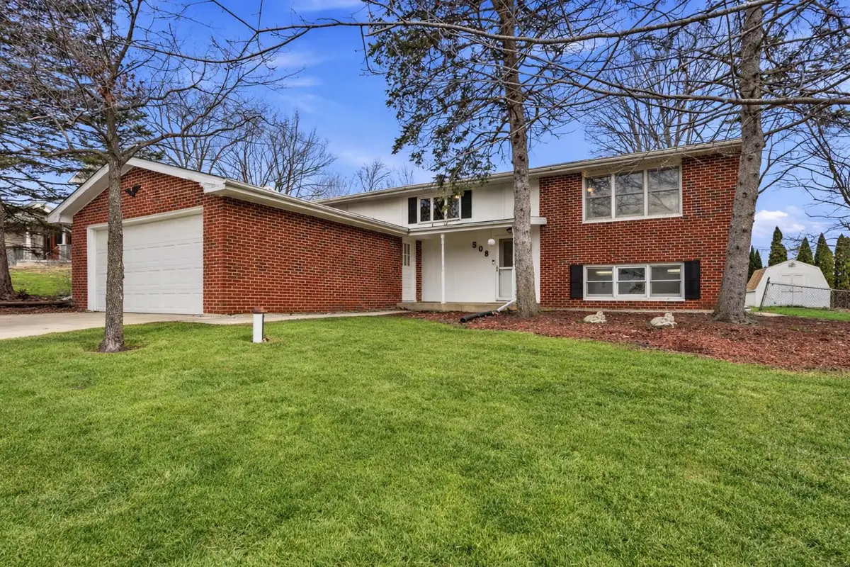 508 W 117th Place, Crown Point, IN 46307 - #1