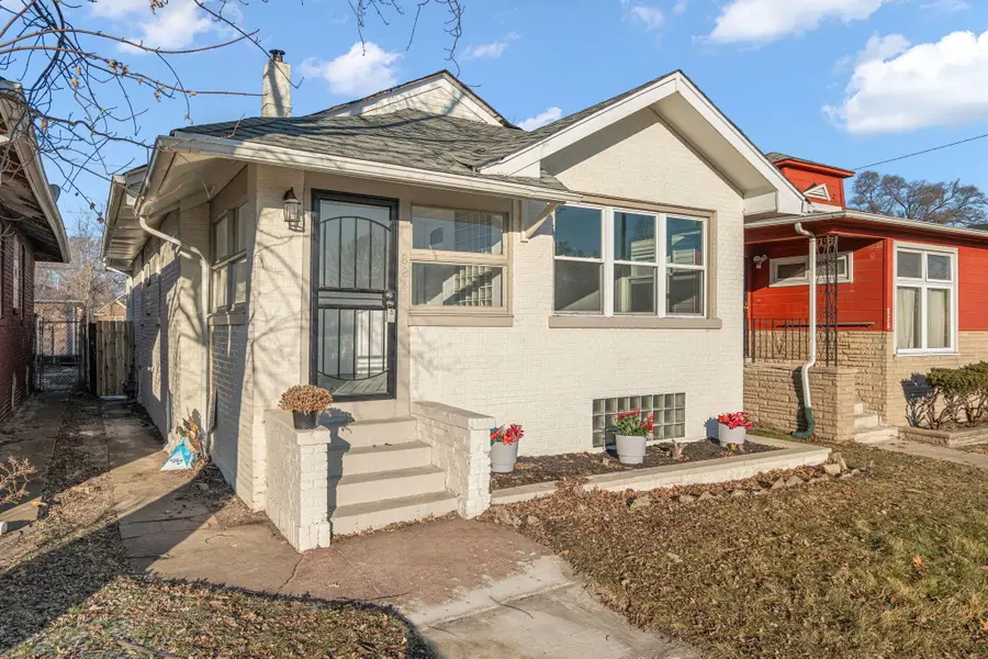 824 Johnson Street, Gary, IN 46402 - #2