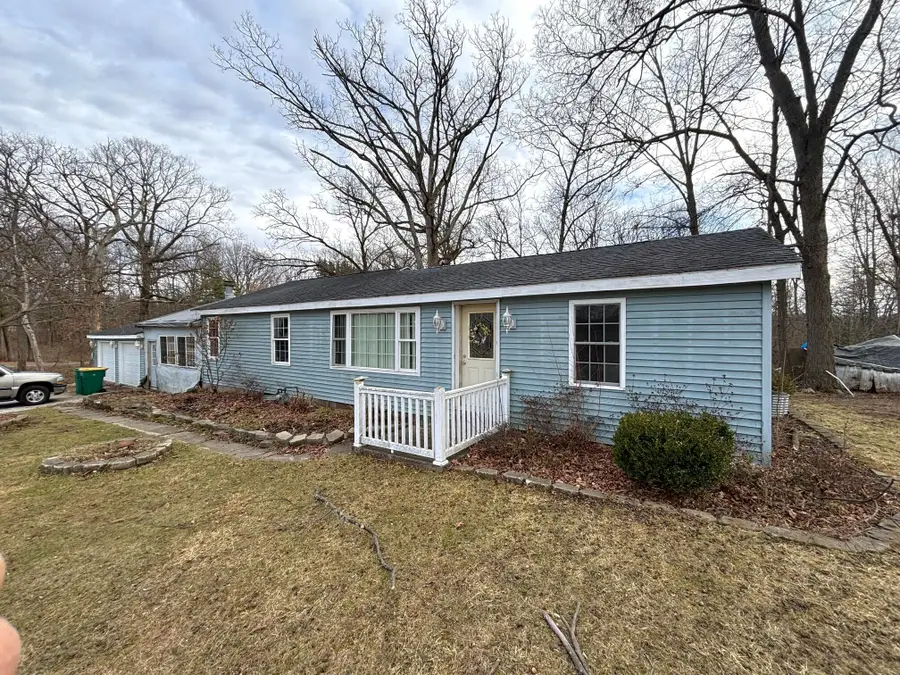 362 W Division Road, Valparaiso, IN 46385 - #2